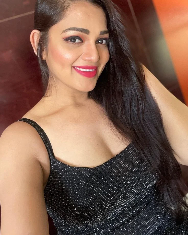 Devika Ranchi Escort